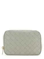 Bottega Veneta Small Intrecciato Zippered Pouch In Gray