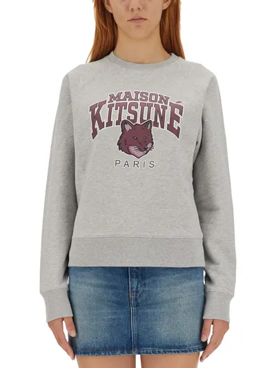 Maison Kitsuné Campus Fox Print Sweatshirt In Grey