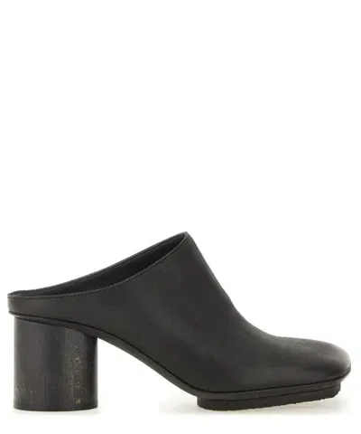 Uma Wang Stone Heeled Mules In Schwarz