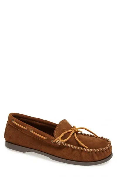 Minnetonka Leather Camp Moccasin In Dusty Brown